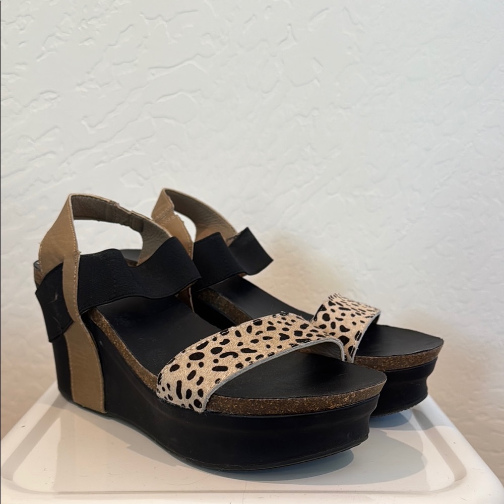 Corkys Black and Tan Wedges with Leopard Print